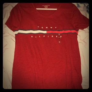 Tommy Hilfiger T-shirt.